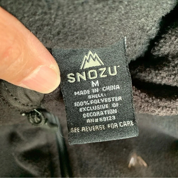Snozu women's size medium black jacket - Picture 2 of 3